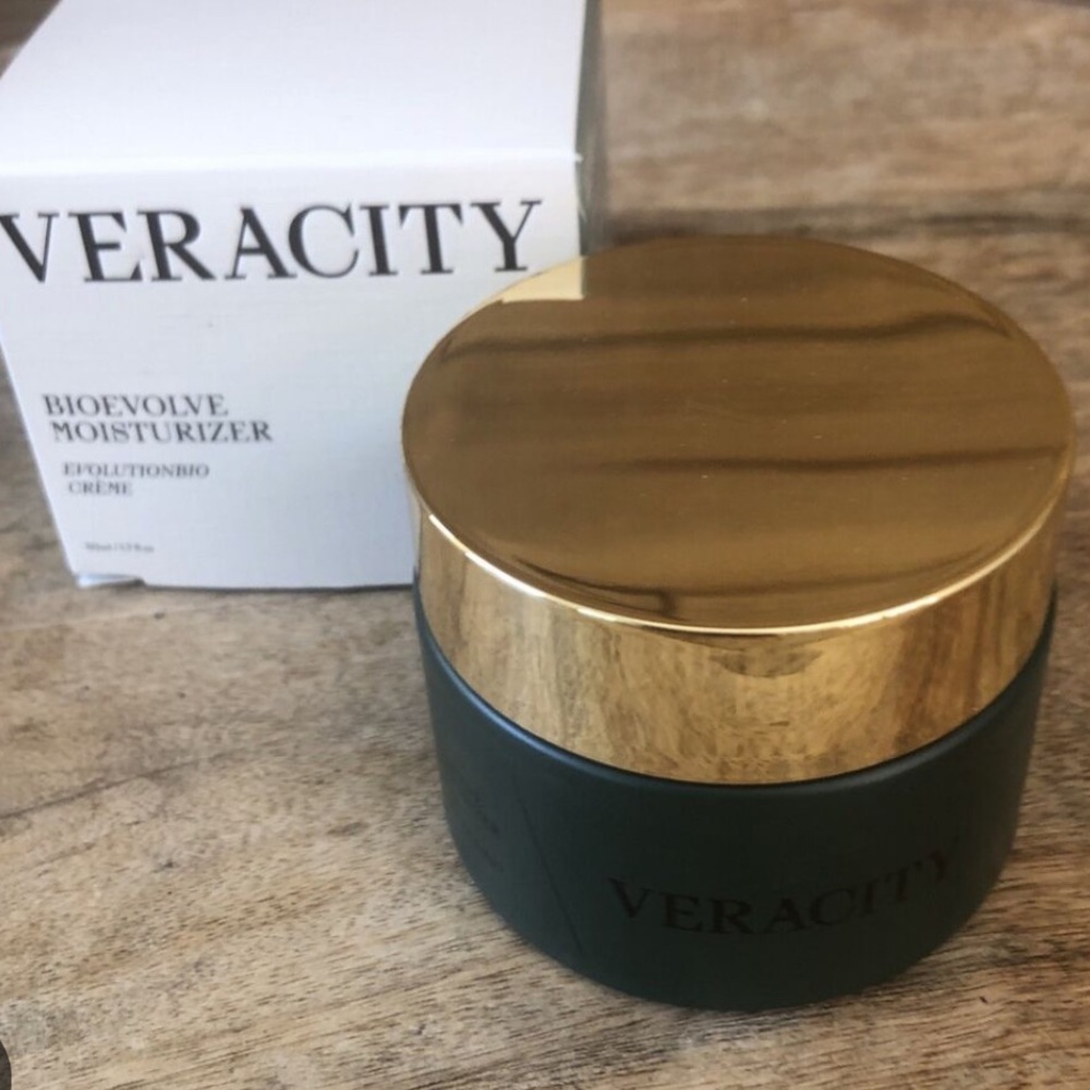 Veracity Bioevolve Moisturizer - Picture 5 of 10